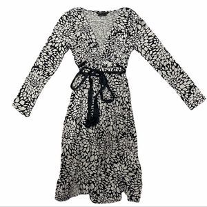 BCBG Max Azaria Printed V-Neck Dress Size XS